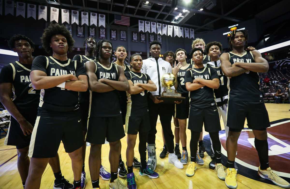 St. Paul VI poses with the trophy after winning the Bass Pro Tournament of Champions on Jan. 13, 2024.